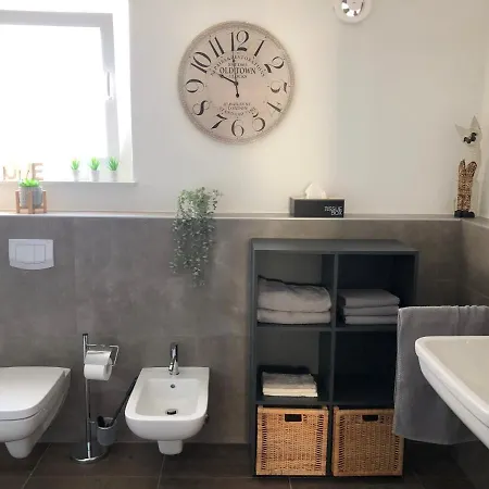 Cosy House Of Art 아파트