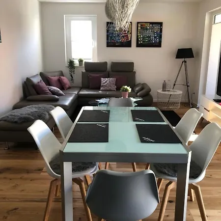 Apartment Cosy House Of Art