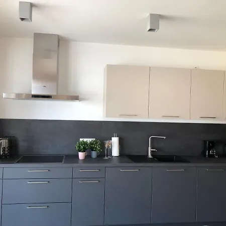 아파트 Cosy House Of Art